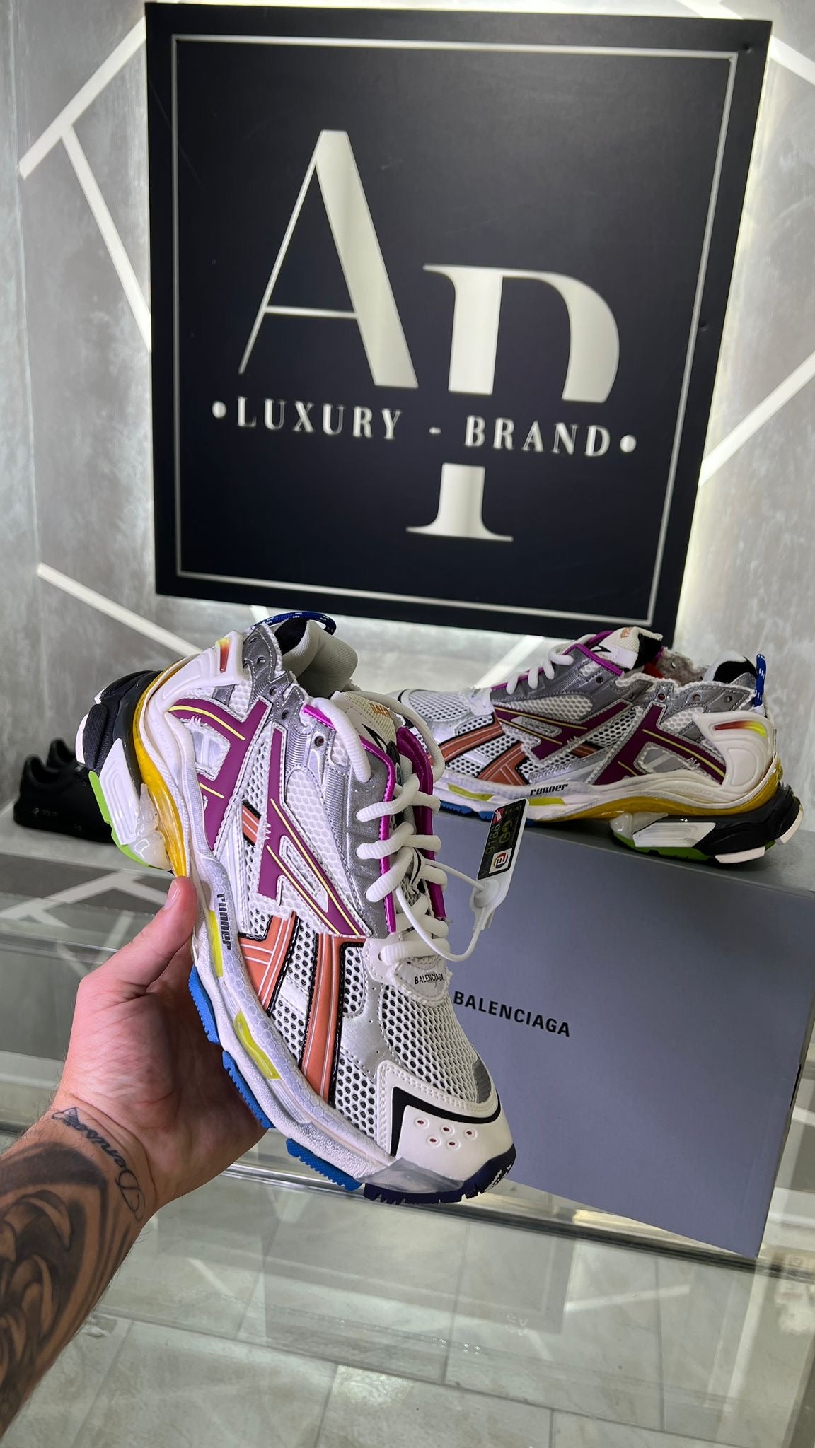 BALENCIAGA RUNNER
